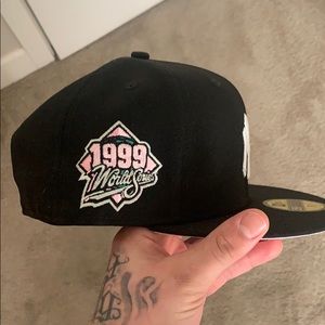 black and white 1999 World Series pnk patch pnk UV